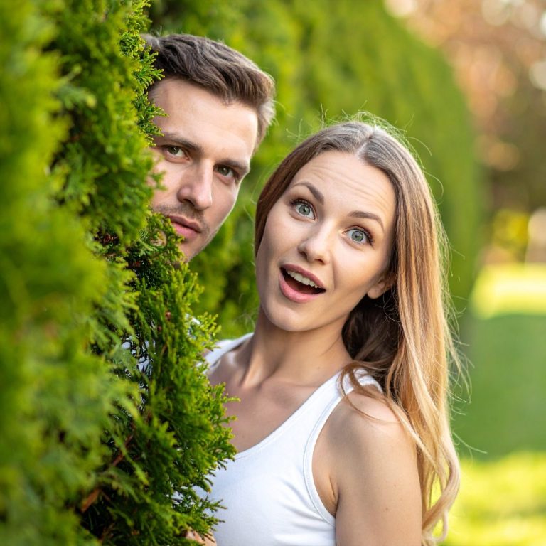 Deine Nachbarn bestaunen deine neue DIY outdoor-lounge Deine Nachbarn freuen sich über deine nächste Einladung zum Grillen, um deine neue DIY outdoor-lounge bewundern zu können.