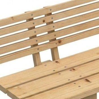 DIY Gartenlounge OSAKA hat eine andere Lehnenkonstruktion als das Modell KYOTO Die Lehne der DIY Outdoor Lounge OSAKA ist einfach anzubringen.